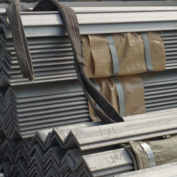 Thép không gỉ 316 304 Thanh góc không đều 30 * 30 * 3mm 50 * 50 * 5mm Bằng nhau